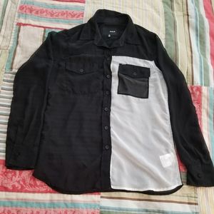 Button up long sleeve shirt